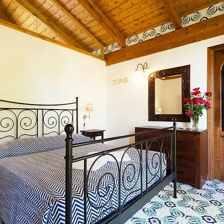 Limoneto E Holiday home *