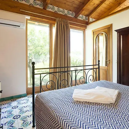 Limoneto E Holiday home Sorrento